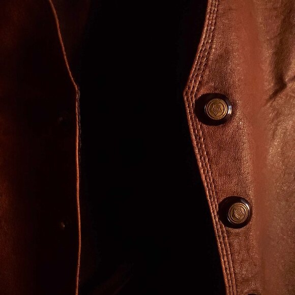 Genuine Leather Vintage Vest - Picture 6 of 6